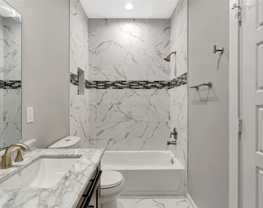 6824 Dumble Street - Photo Thumbnail 42