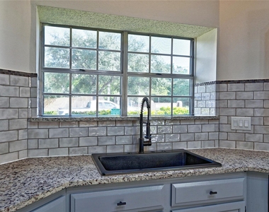 7407 Creekfield Drive - Photo Thumbnail 16