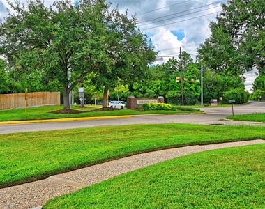 7407 Creekfield Drive - Photo Thumbnail 47