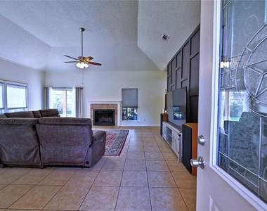 7407 Creekfield Drive - Photo Thumbnail 2