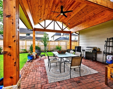 7407 Creekfield Drive - Photo Thumbnail 36