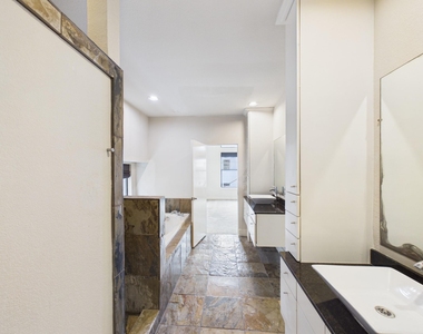5425 Floyd Street - Photo Thumbnail 20