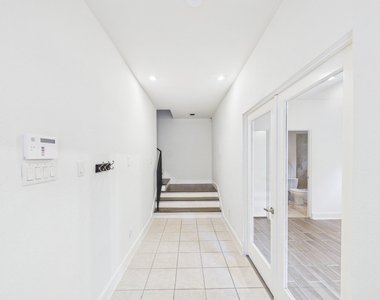 5425 Floyd Street - Photo Thumbnail 1