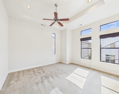 5425 Floyd Street - Photo Thumbnail 12