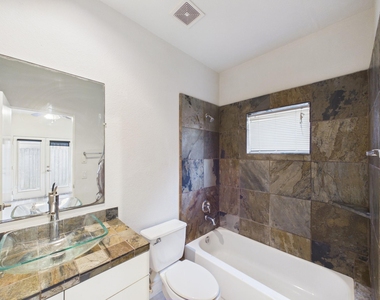 5425 Floyd Street - Photo Thumbnail 2