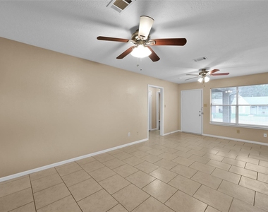 1605 Hazelwood Street - Photo Thumbnail 5