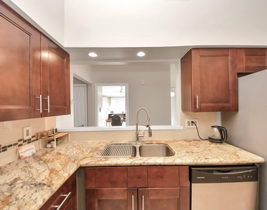 1881 Bering Drive - Photo Thumbnail 6