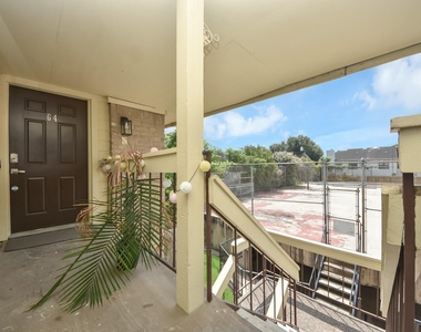 1881 Bering Drive - Photo Thumbnail 28