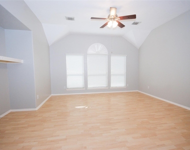 2516 Royal Terns Court - Photo Thumbnail 15