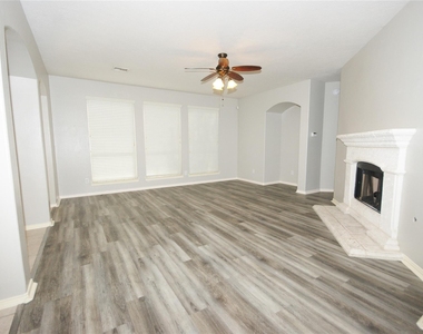 2516 Royal Terns Court - Photo Thumbnail 11