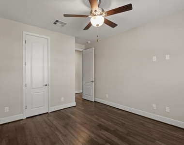 919 Dunleigh Meadows Lane - Photo Thumbnail 33