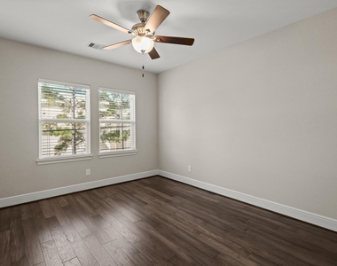 919 Dunleigh Meadows Lane - Photo Thumbnail 31