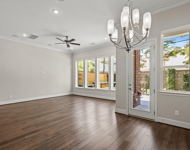 919 Dunleigh Meadows Lane - Photo Thumbnail 13