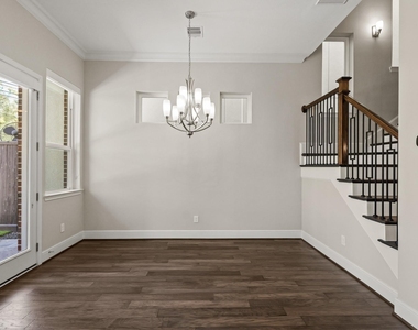919 Dunleigh Meadows Lane - Photo Thumbnail 12
