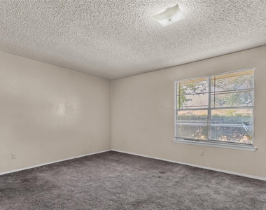 1516 Violet Avenue - Photo Thumbnail 11