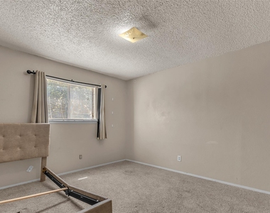 1516 Violet Avenue - Photo Thumbnail 14