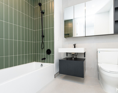 527 Grand Ave - Photo Thumbnail 14