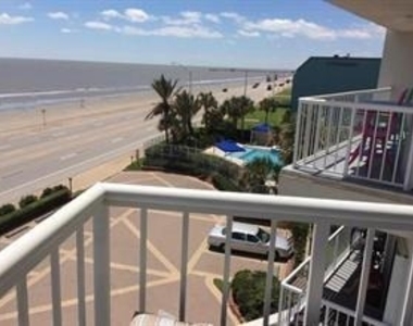 7700 Seawall Boulevard - Photo Thumbnail 6