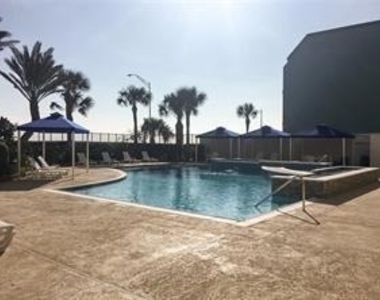 7700 Seawall Boulevard - Photo Thumbnail 1