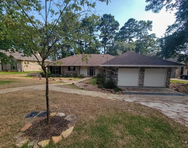 813 River Oaks - Photo Thumbnail 1