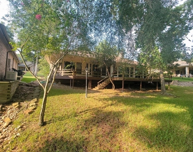 813 River Oaks - Photo Thumbnail 23