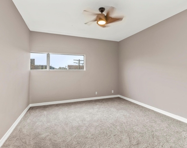 712 Parker Street - Photo Thumbnail 10