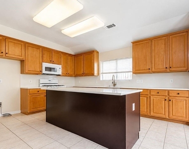 5402 Rosehaven Court - Photo Thumbnail 8