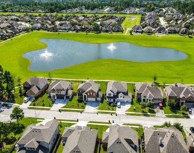 26116 Chivalry Court - Photo Thumbnail 27
