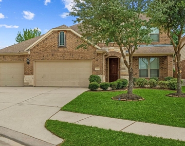 26116 Chivalry Court - Photo Thumbnail 22