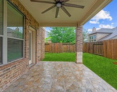 26116 Chivalry Court - Photo Thumbnail 18