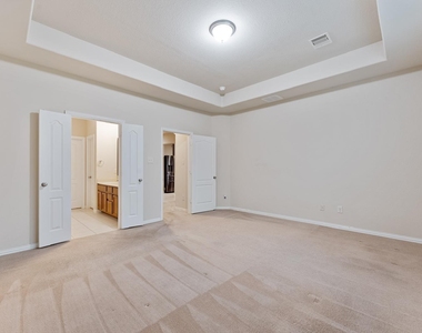 26116 Chivalry Court - Photo Thumbnail 8