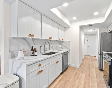 3322 Casseekey Island Road - Photo Thumbnail 22