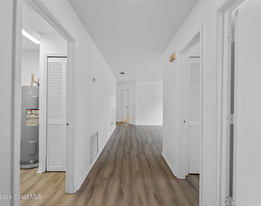 2509 Mitchell Avenue - Photo Thumbnail 10