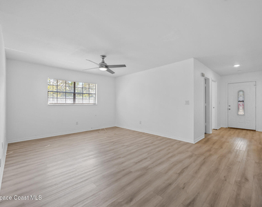 2509 Mitchell Avenue - Photo Thumbnail 2