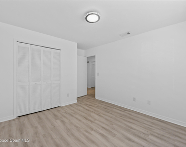 2509 Mitchell Avenue - Photo Thumbnail 12