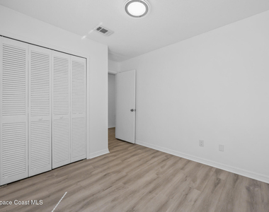 2509 Mitchell Avenue - Photo Thumbnail 15