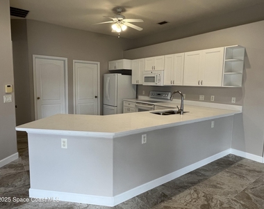 5110 Somerville Drive - Photo Thumbnail 4