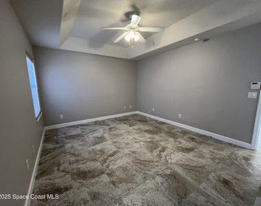 5110 Somerville Drive - Photo Thumbnail 12