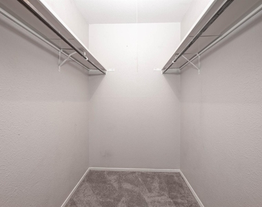 17035 Seven Pines Drive - Photo Thumbnail 15