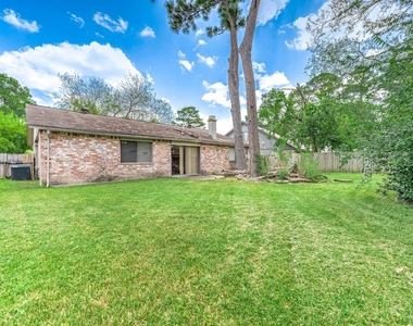17035 Seven Pines Drive - Photo Thumbnail 18