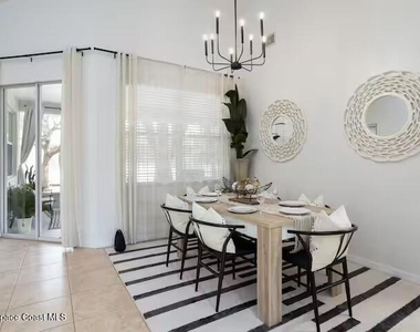 581 Eldron Boulevard Se - Photo Thumbnail 5