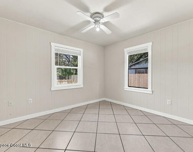 2957 Hartman Lane - Photo Thumbnail 18
