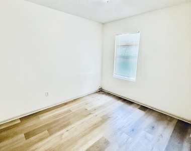3206 Tarpon Avenue Se - Photo Thumbnail 25