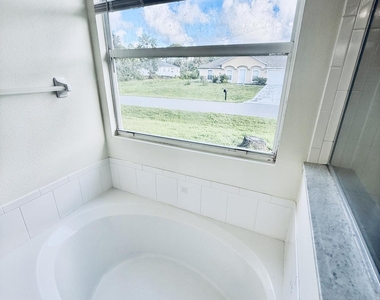 3206 Tarpon Avenue Se - Photo Thumbnail 13