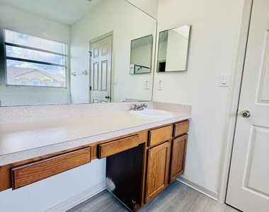 3206 Tarpon Avenue Se - Photo Thumbnail 20