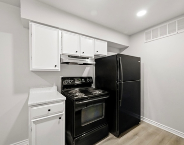 12955 Woodforest Boulevard - Photo Thumbnail 7