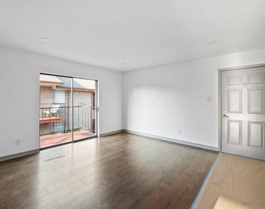 12955 Woodforest Boulevard - Photo Thumbnail 4