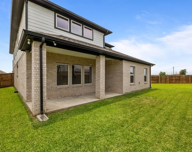 125 Aurora Springs Drive - Photo Thumbnail 31