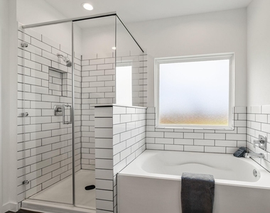 125 Aurora Springs Drive - Photo Thumbnail 15