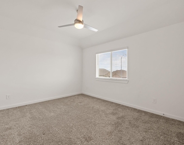 125 Aurora Springs Drive - Photo Thumbnail 27